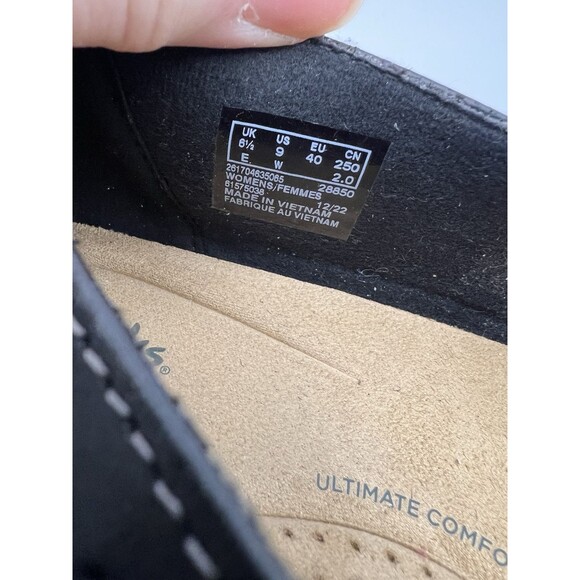 Clarks Cora Iris Loafer womens US 9 Wide Black Leather Slip On 1 inch heel New - Picture 4 of 13